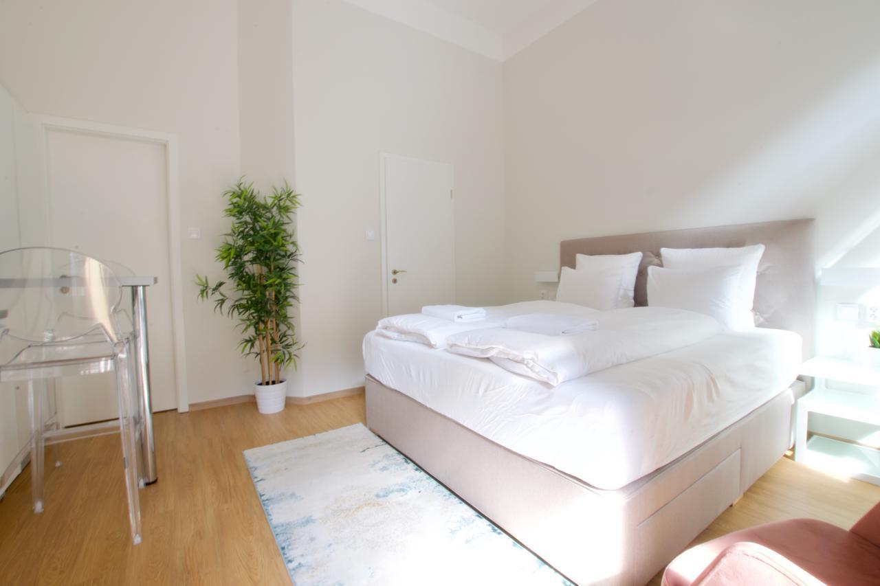Europest Luxury Suites Budapest Eksteriør bilde