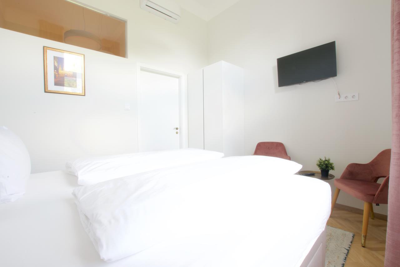 Europest Luxury Suites Budapest Eksteriør bilde